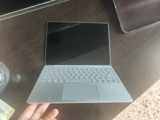 Microsoft Surface i5 Go 256GB Argento
