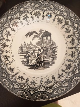 3 Platos Antiguos de la Cartuja.