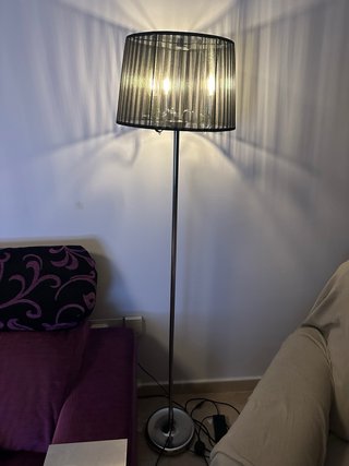 Lámpara de pie diseño tela y metal