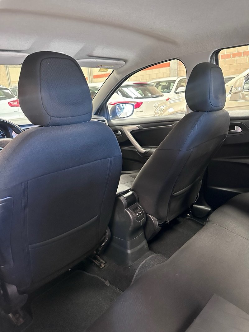 Citroën C-Élysée 1.6 BlueHDi Exclusive 2016, foto 11