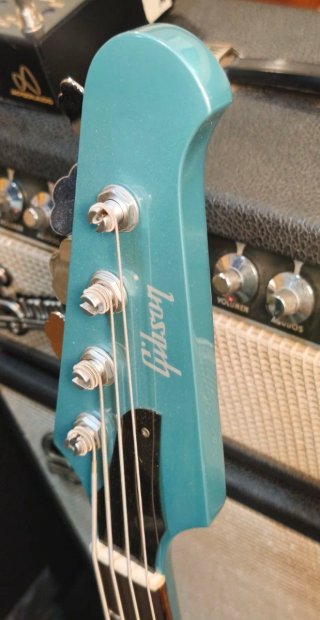 Gibson Thunderbird Non Reverse Pelham Blue Bass