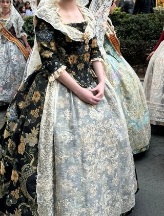 Traje de Fallera Negro Multicolor