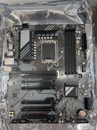 Placa Base B760 DS3H + CPU Intel i9 13900F