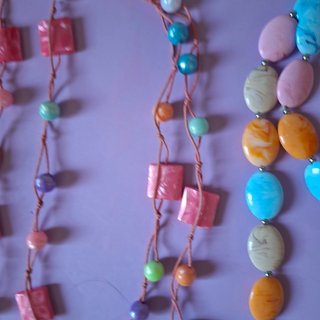 Confezione di 4 collane lunghe multicolor