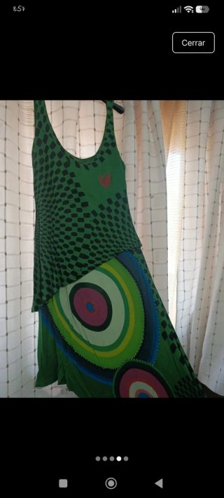 Dos vestidos de verano