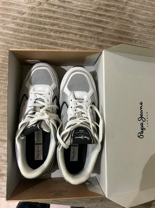 Zapatillas Pepe Jeans Grises y Blancas