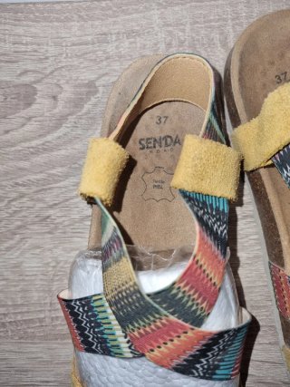 Sandalias de piel multicolor