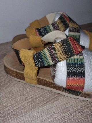 Sandalias de piel multicolor