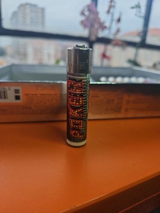 Accendino Clipper Poker