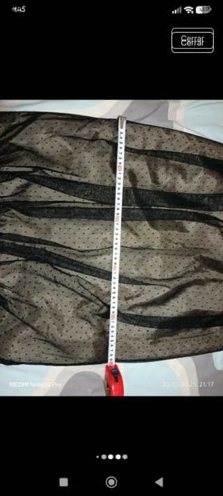 Vestido de verano negro y beige