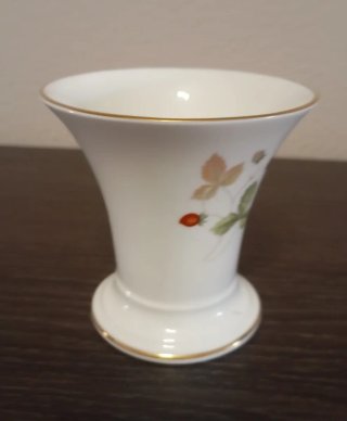 BONITO JARRÓN PEQUEÑO DE PORCELANA, WEDGWOOD