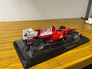 Escala 1/24 fernando alonso ferrari f10 2010 f1
