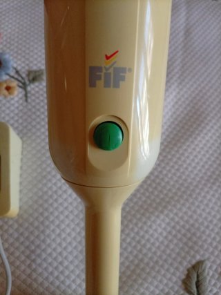 Frullatore ad immersione vintage con supporto