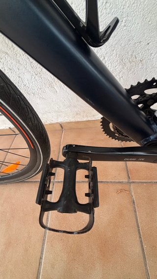 Bicicleta Gravel Negra