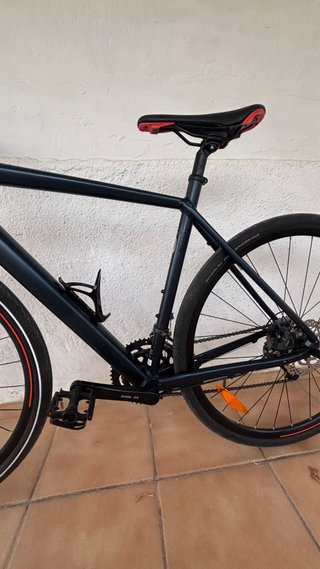 Bicicleta Gravel Negra