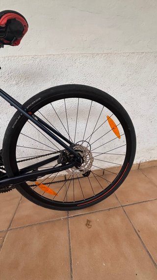 Bicicleta Gravel Negra