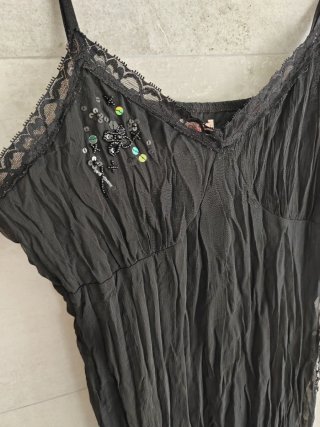 Blusa tirantes negra lentejuelas talla 40