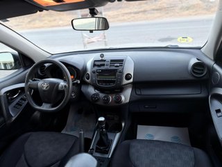 Toyota RAV4 2010