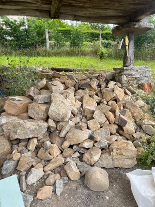 Piedras para construcciones. Se regalan