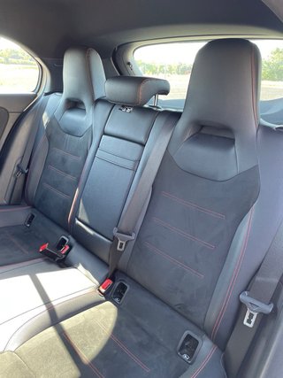 Mercedes-Benz A180d AMG