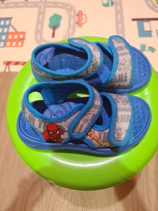 Sandalias Spiderman niño azul T.25