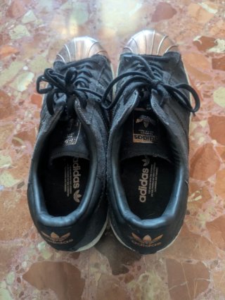 Zapatillas Adidas Superstar Negras Doradas