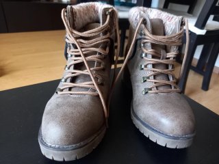Botines de tacón marrones