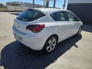 Opel Astra 2010
