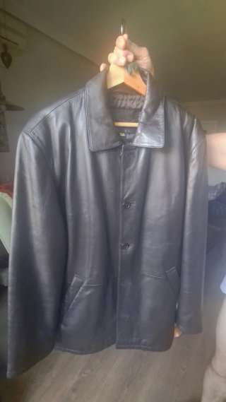 Cappotto in similpelle vintage marrone cioccolato