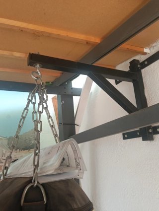 Saco de boxeo Leone pesado con soporte de pared