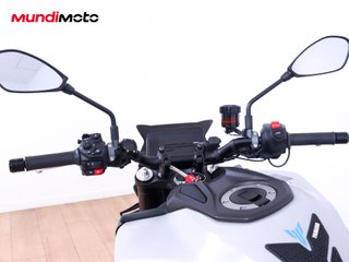 YAMAHA MT 09