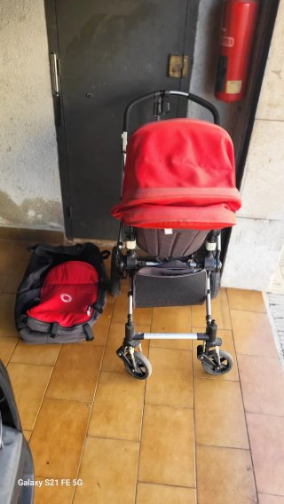 Regalo carrito de bebé Bugaboo rojo