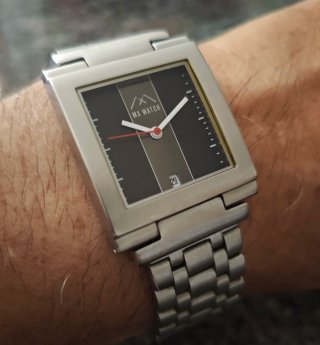 Vendo  MX WATCH, acero inoxidable, esfera negra.