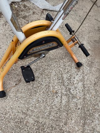 Bicicleta estática pedaleo y remo