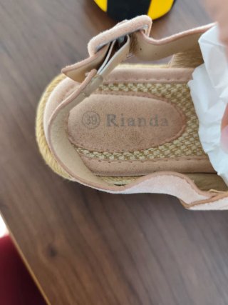 Sandalias de plataforma rosa t. 39