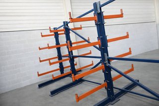 Sistema de Estantería Cantilever