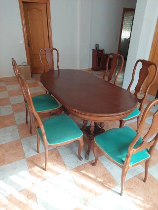 Mesa de comedor y 6 sillas madera