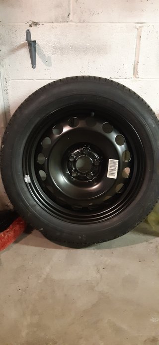 Cerchio + Pneumatico Michelin Pilot 205/55 R16