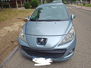 Peugeot 207 año 2009 un único propietario