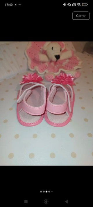 Sandalias para bebé color rosa