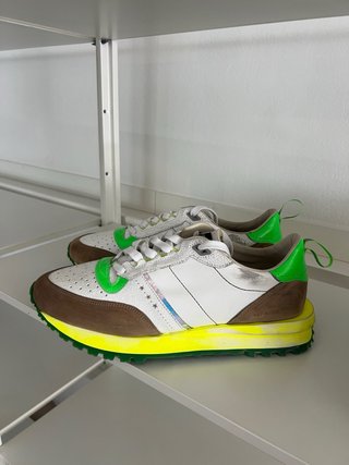 Zapatilla TENKEI Marrón Verde Blanco Amarillo