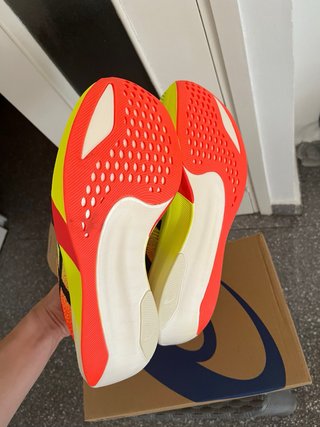 Asics Metaspeed Sky Paris Naranja/Amarillo