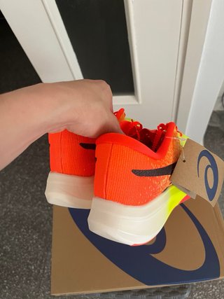 Asics Metaspeed Sky Paris Naranja/Amarillo