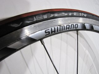 2 Ruote Bici 28 Shimano WH-R500 Vittoria