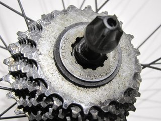 2 Ruote Bici 28 Shimano WH-R500 Vittoria