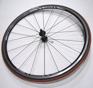 2 Ruote Bici 28 Shimano WH-R500 Vittoria