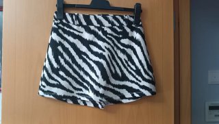 Lote 2 Faldas Pantalón Estampadas a 1€ cada una