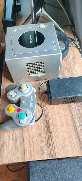 Nintendo GameCube Grigio 64GB + Controller