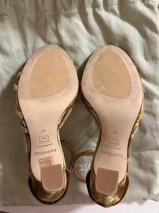 Sandalias Flor de Asoka LOU Ambar Talla 37