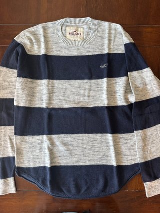 Jersey Hollister Talla M Rayas Azul Gris